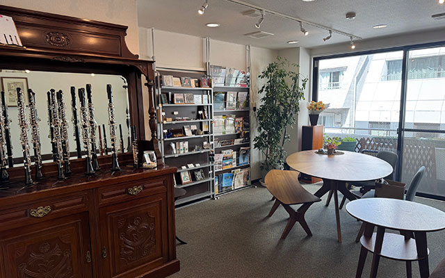 JOSEF FARBE 東京店